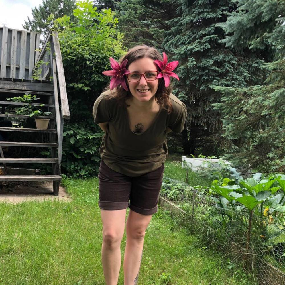 Meet your Posher, Julia